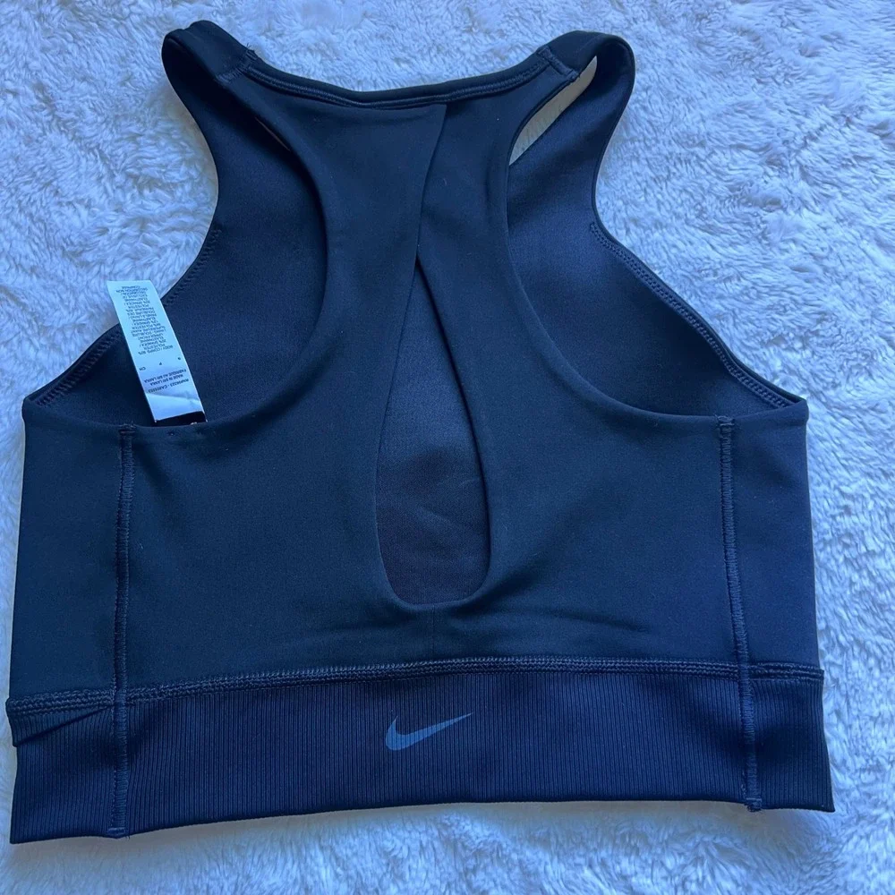Nike Women's High Neck Keyhole Back Sports Bra Black Ribbed Hem Size Small NWOT